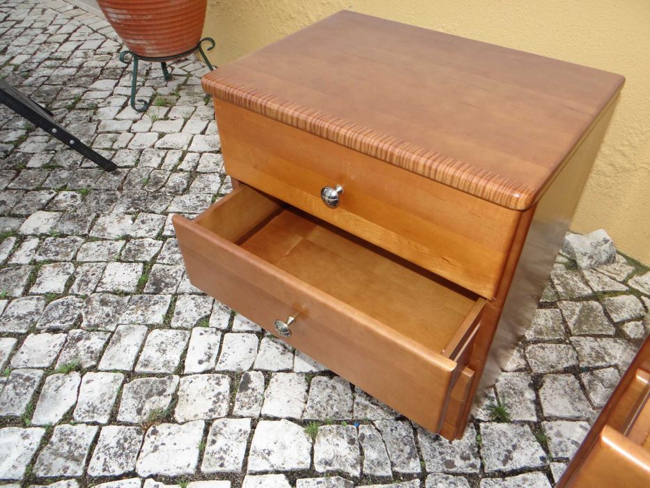 Mesinhas de cabeceira em Cerejeira