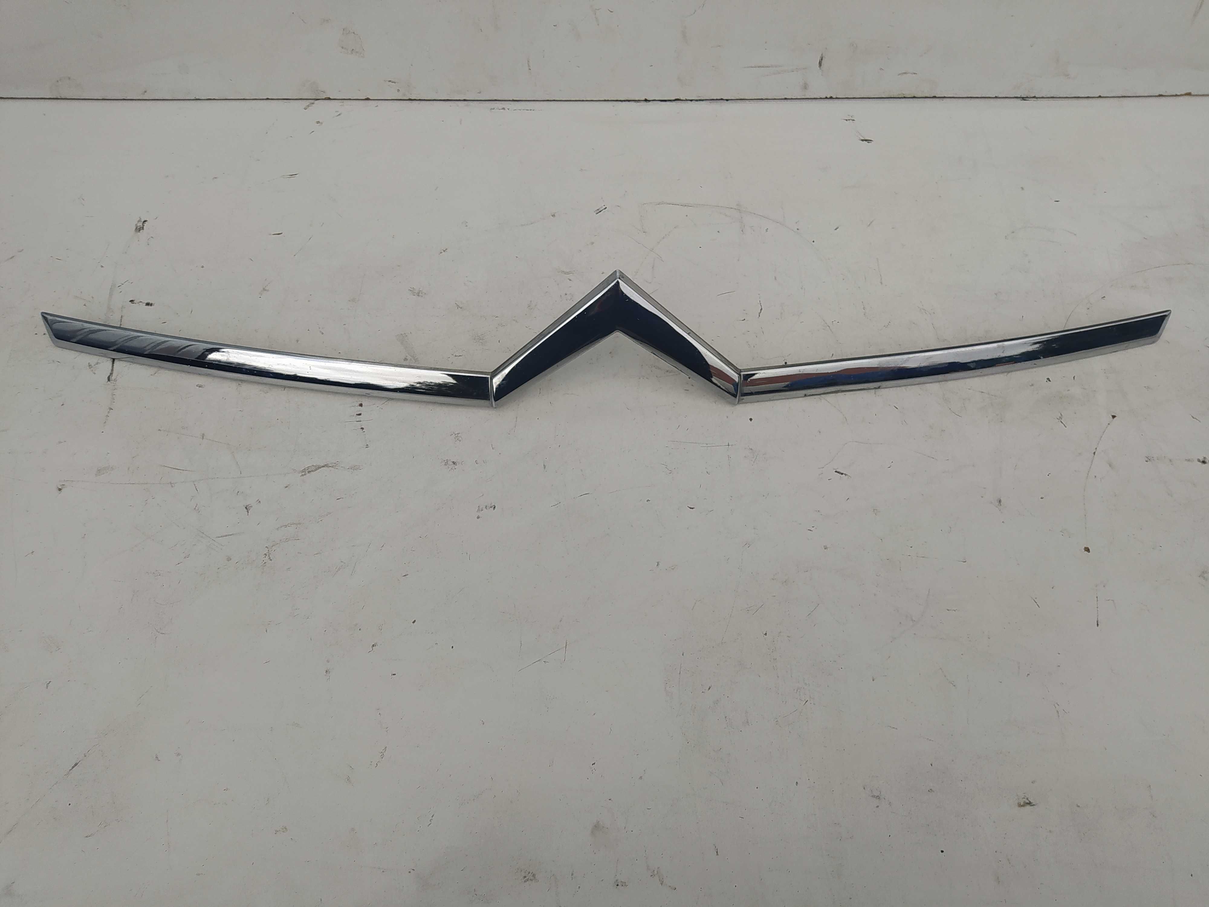 Citroen C4 I Chroma listwa logo maski oryginał