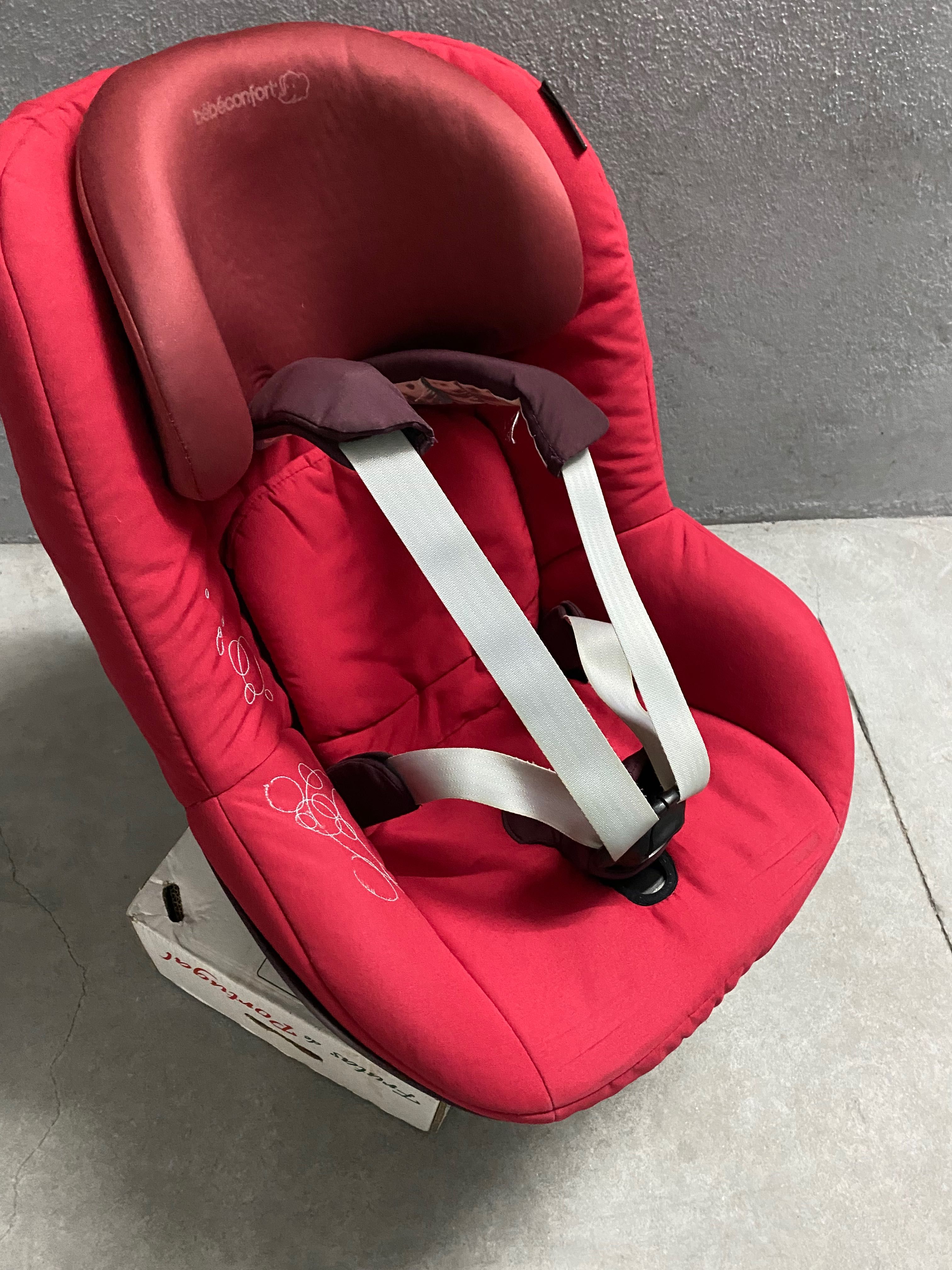 Cadeira Auto Pearl Bebeconfort + FamilyFix (base com isofix)