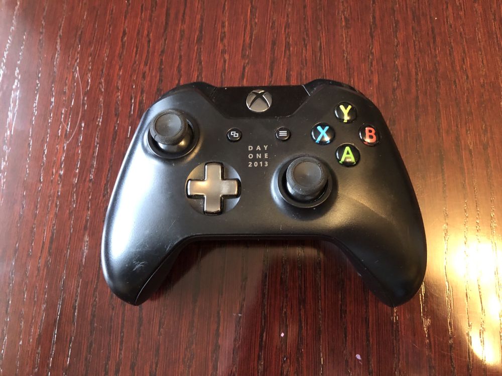 Kontroler Pad Microsoft Xbox One Series X/S Day One 2013 Edition