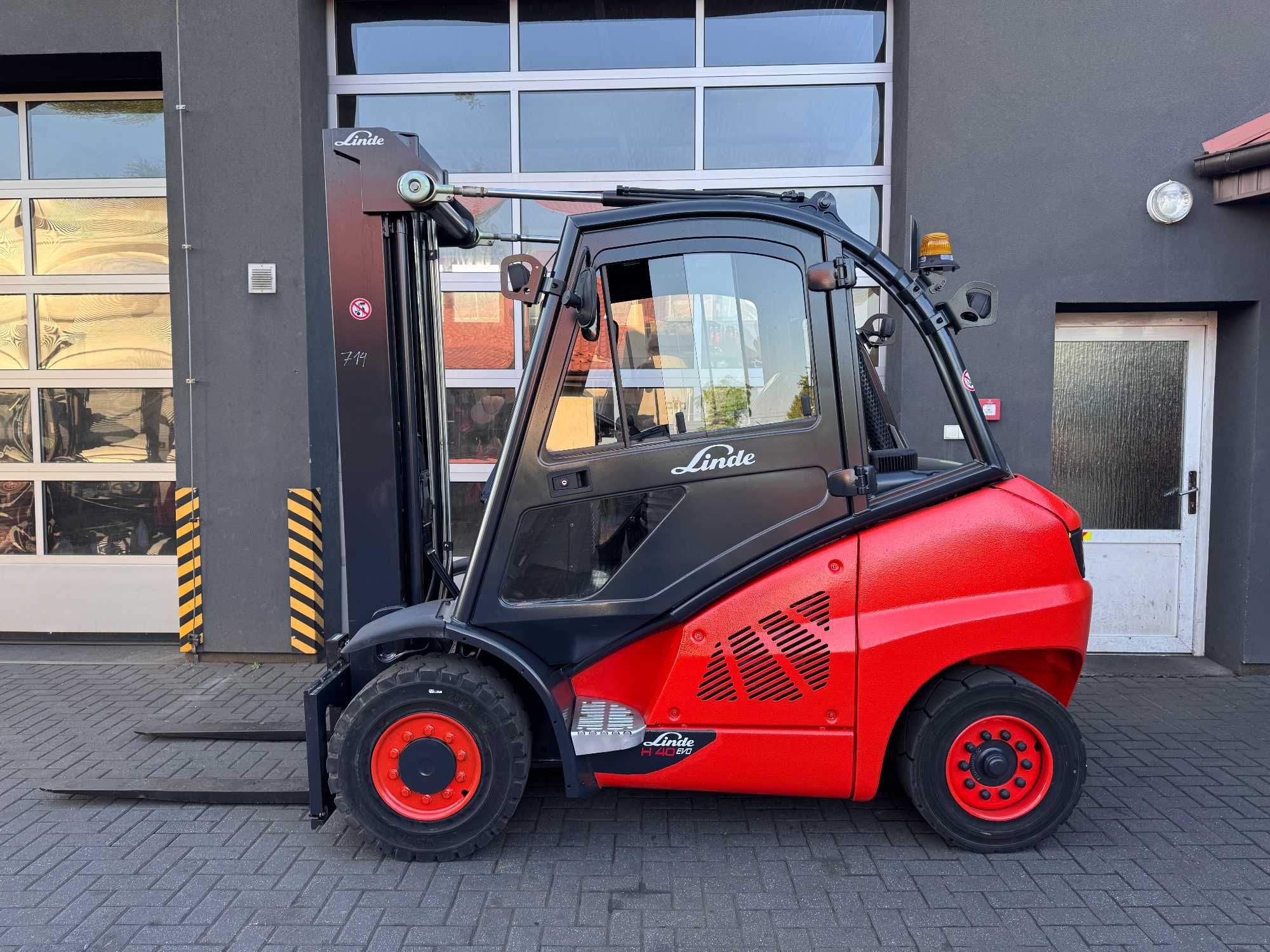 Wózek widłowy Linde H40D-02 2015 rok TRIPLEX KABINA 714