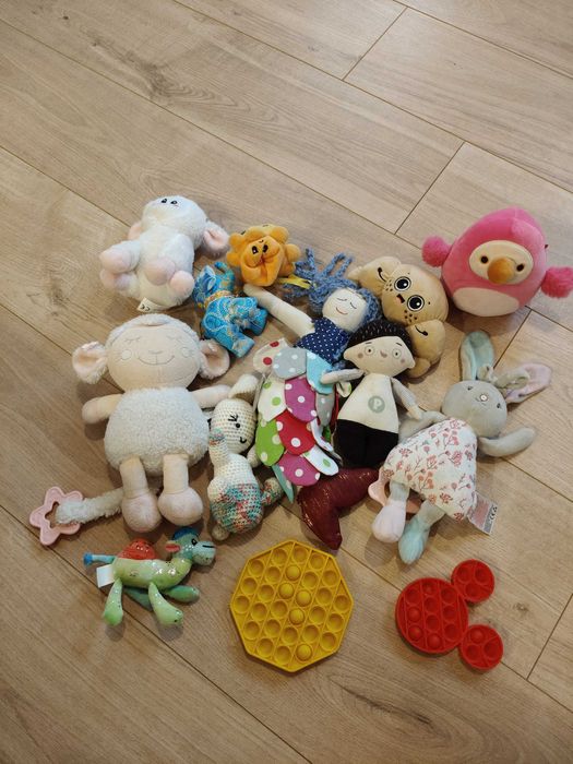 Pluszaki i zabawki popit
