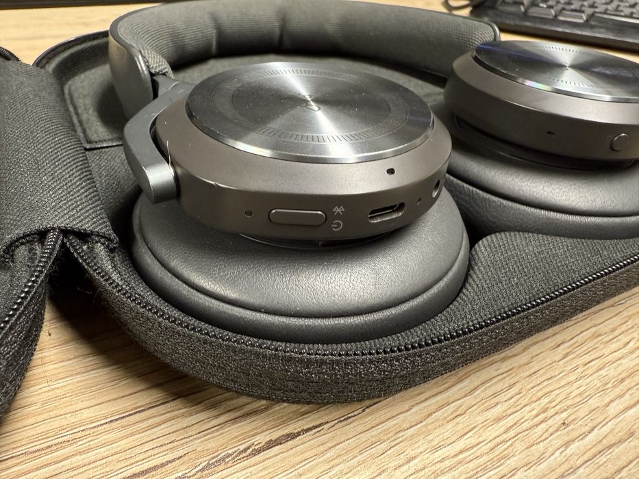 Навушники Bang & Olufsen Beoplay HX