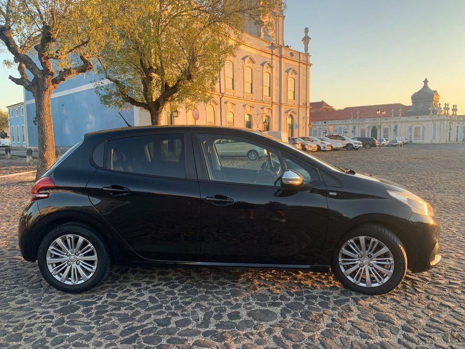 Peugeot 208 puretech 1.2