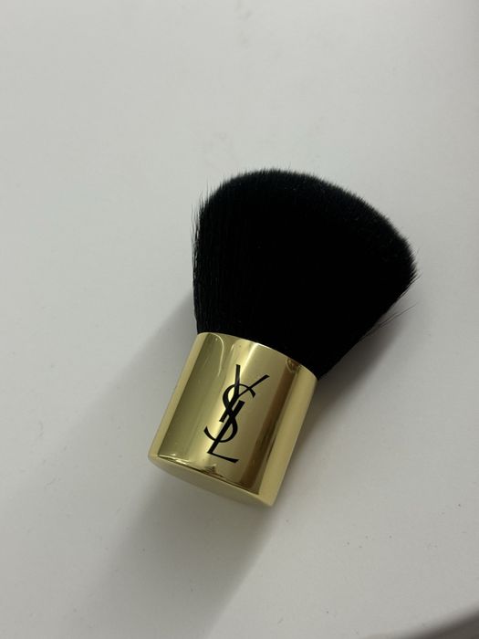 ysl pedzel do makijazu profesjonalny 1