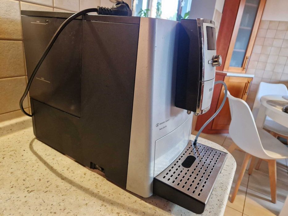 Automatyczny ekspres do kawy Nivona 831, czytaj opis.