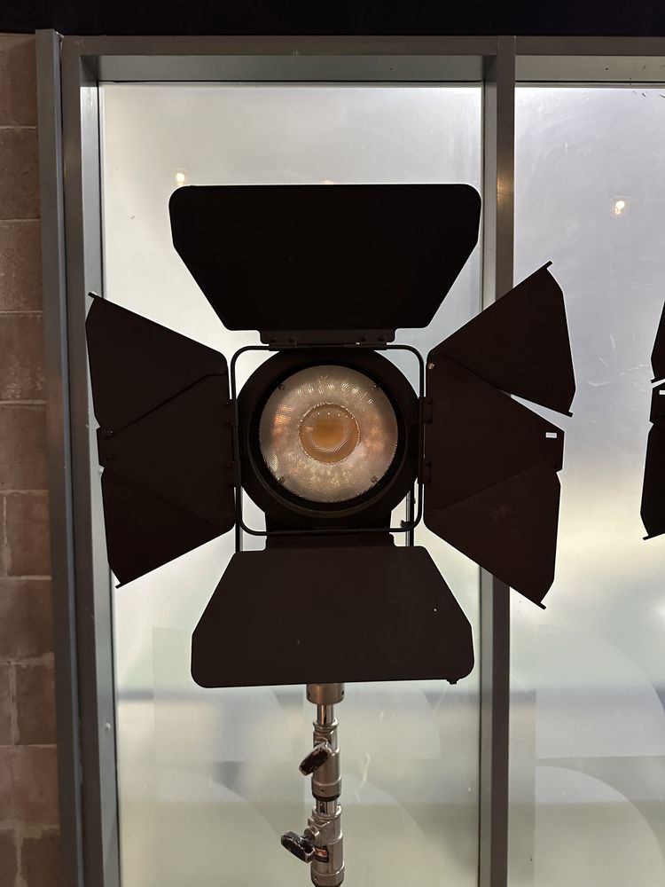lampy led fresnel Rayzr 7 300w  jak arri