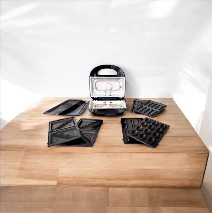 Гриль вафельниця бутербродниця горішниця мультипекар 4в1 Rainberg 5408