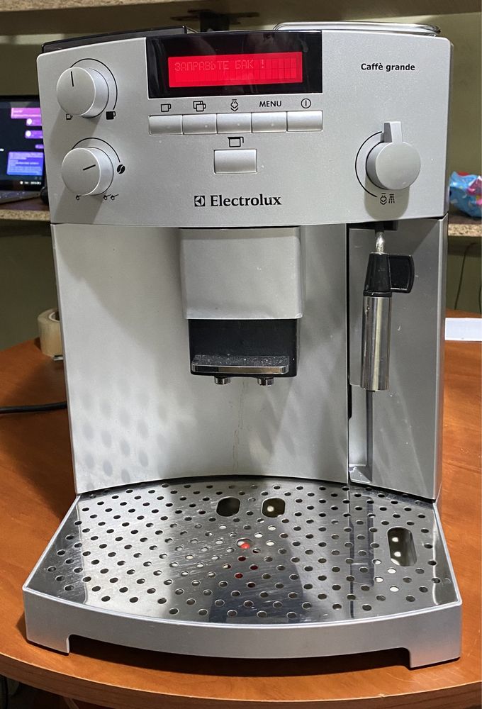 Кофемашина Electrolux Caffe Grande! Артикул D54