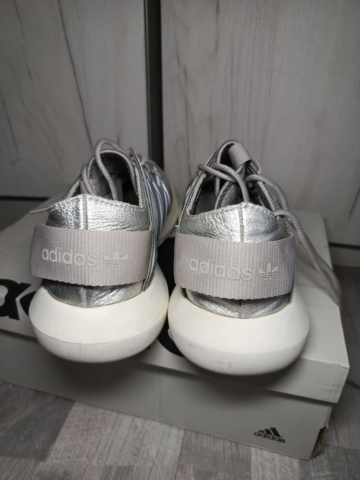 Кроссовки женские Adidas Tubular Viral