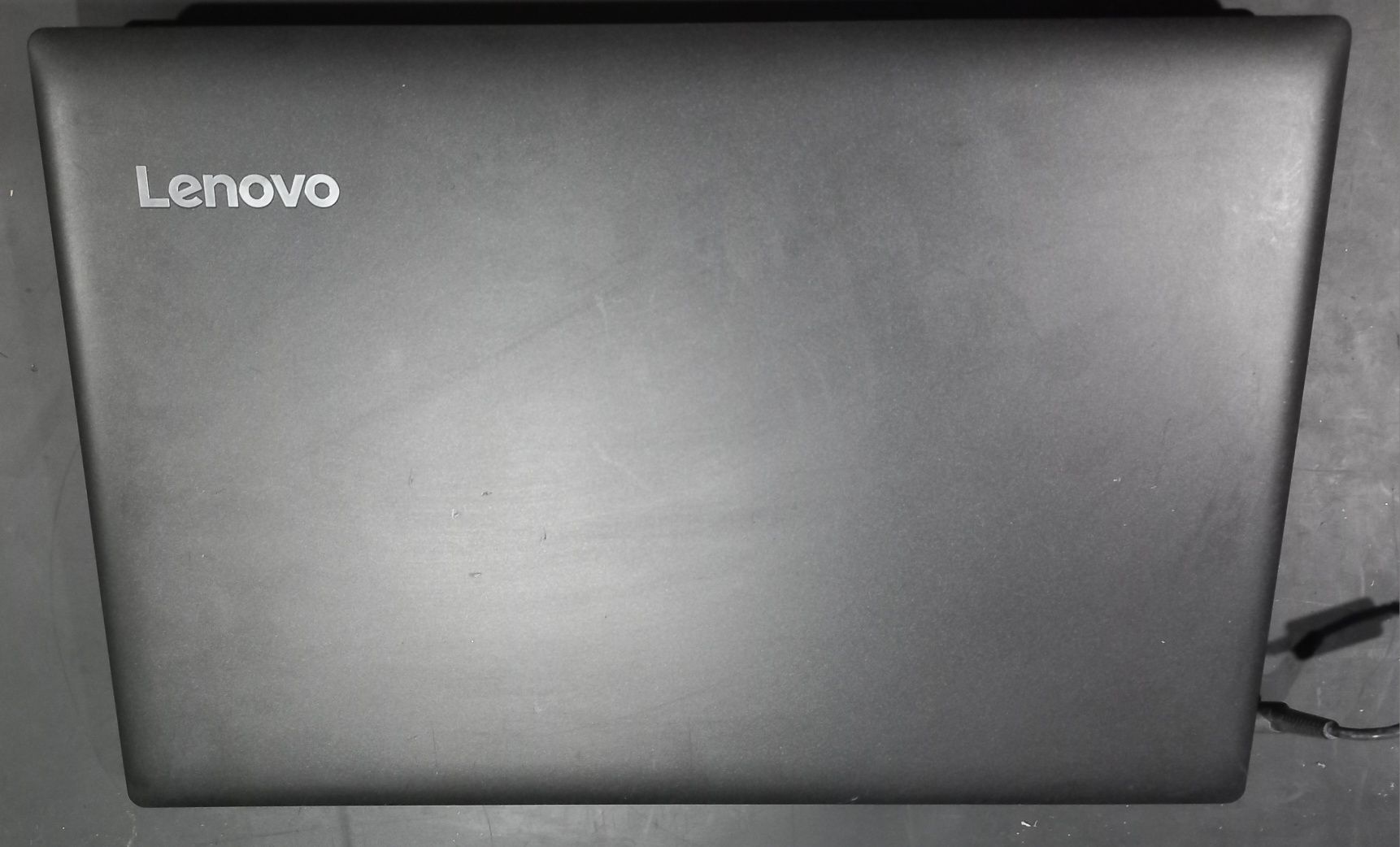 Portátil Leonovo ideapad 320