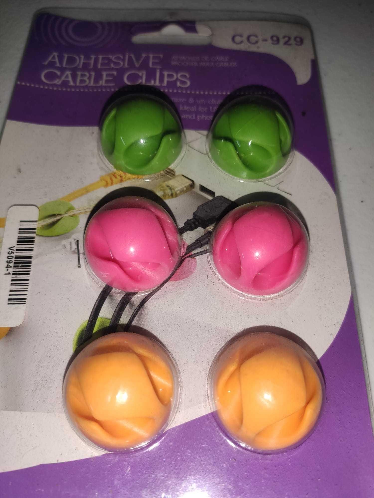 Clip organizar cabos usb