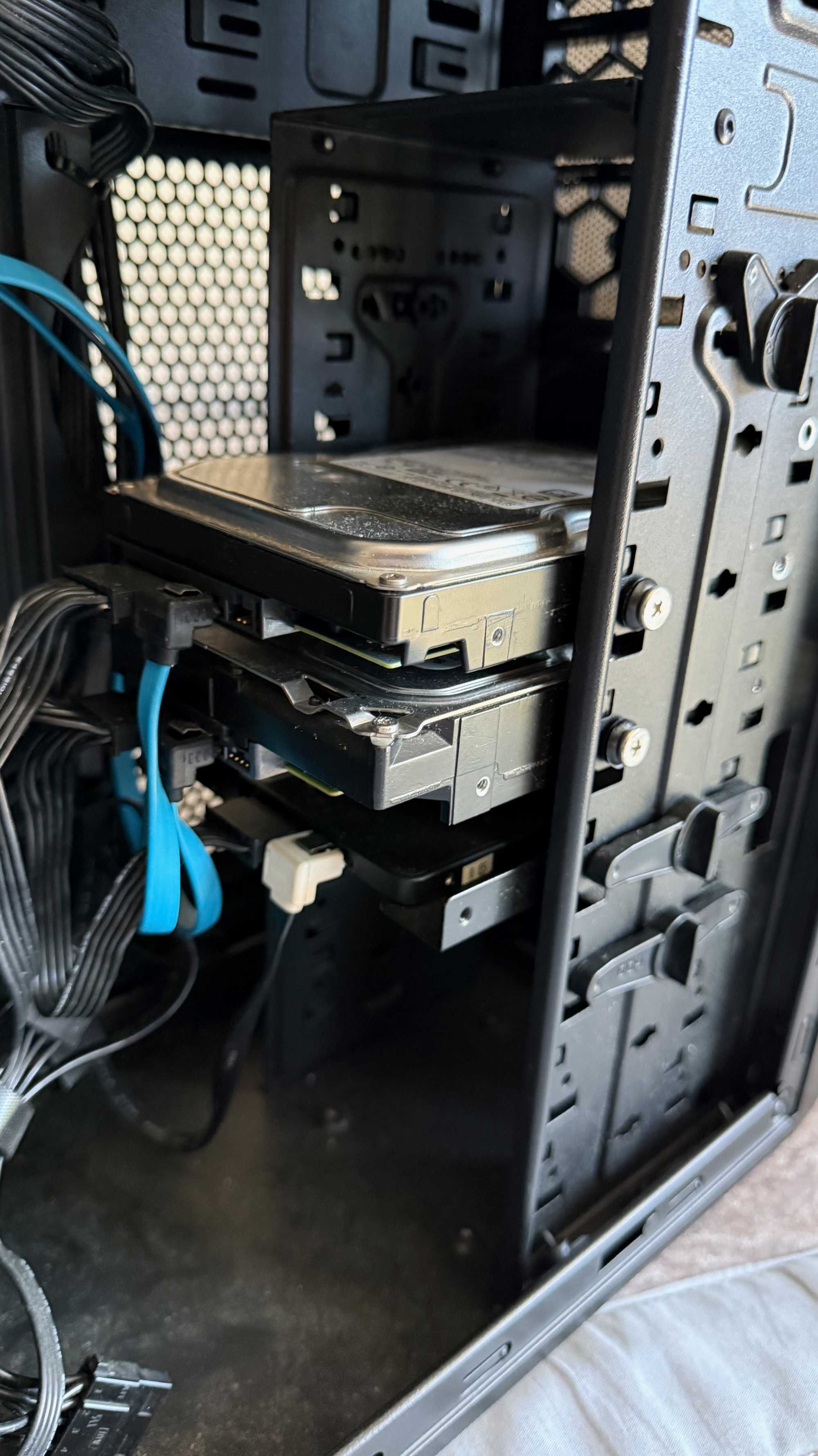 Server/Workstation Xeon E5-2666