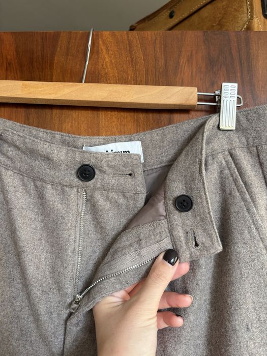 Spodnie wełniane jesienne eleganckie beżowe 30 (S)