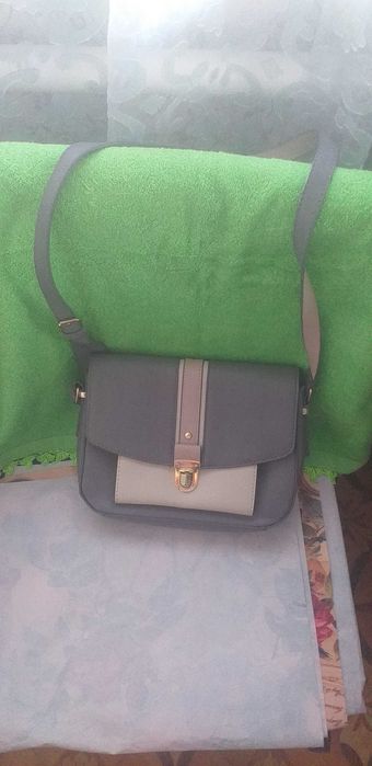 Продам красиву сумочку