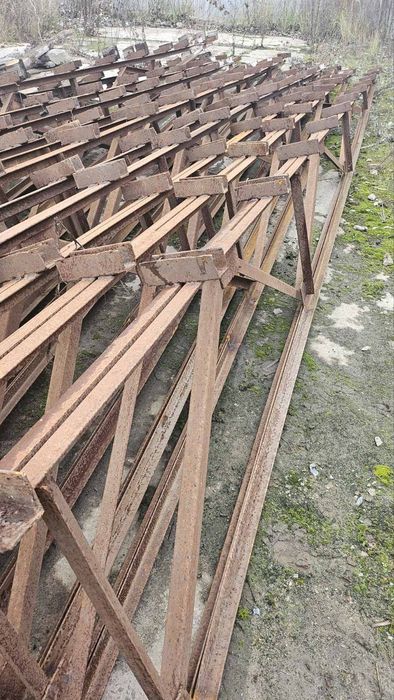 Продам ферми металеві б.в.