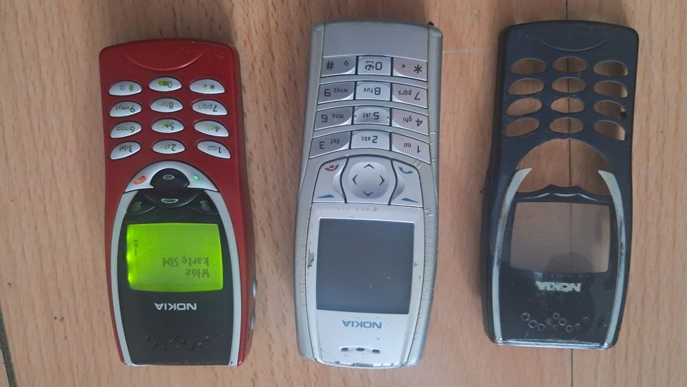 Nokia 8210 i Nokia6610i
