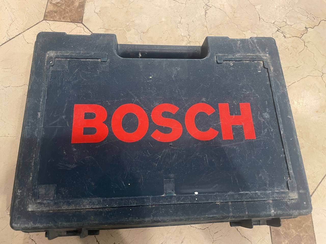 Шлифмашинка дельта Bosch GDA 280e + наждачки/паста