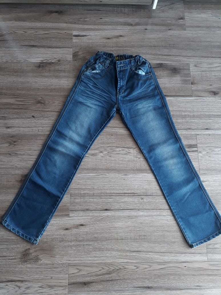Spodnie jeansowe dla chłopca rozmiar 158/164 z gumką w pasie