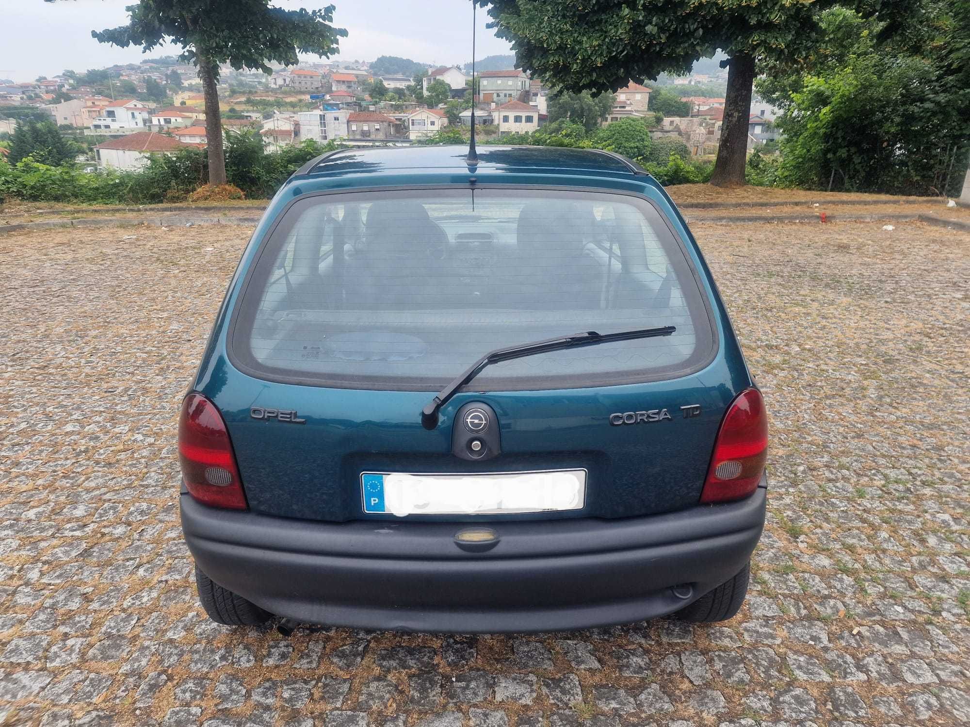 Opel Corsa B 1.5TD Gasóleo (3P, 5 lugares)