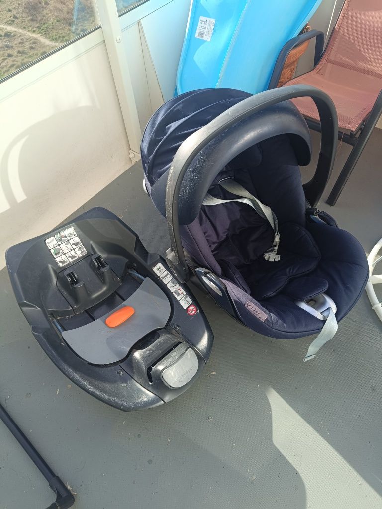 Fotelik Cybex stan bardzo dobry z bazą ISOFIX
