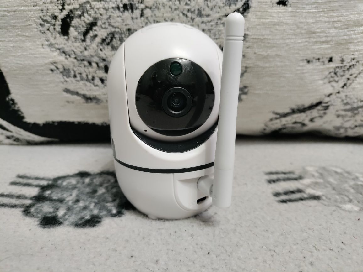 Продам камеру для ведения видеозаписи в помещении/улице