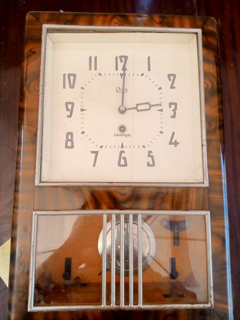 Часы настенные Янтарь СССР 1961 год