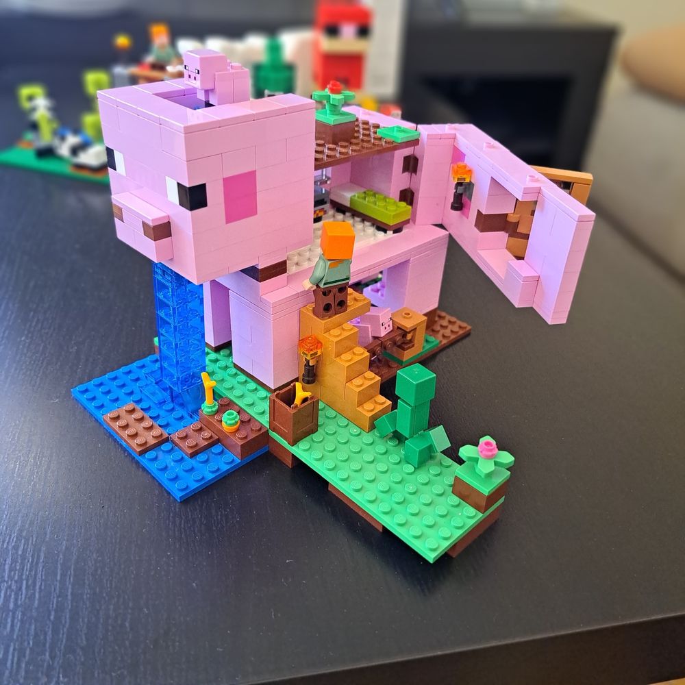 Legos - Casa Porco, A Quinta da Lã e Creche dos Pandas