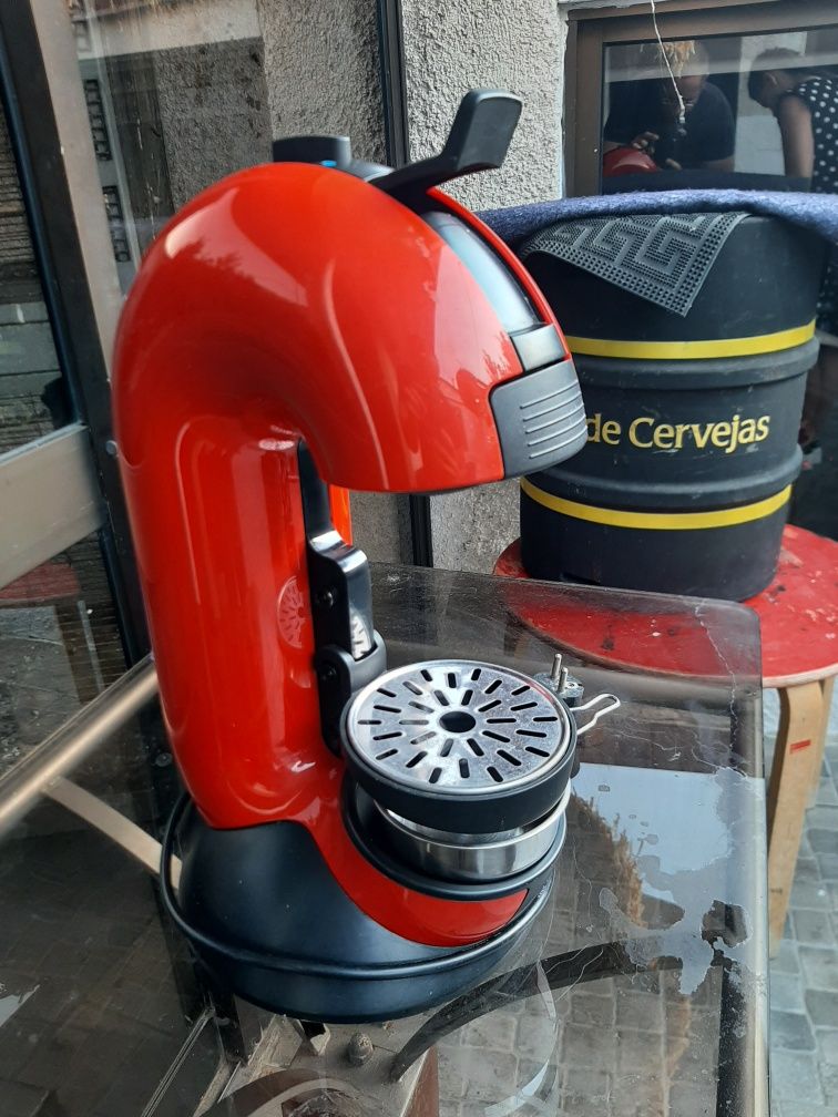 Máquina de café Krups Dolce Gusto para peças