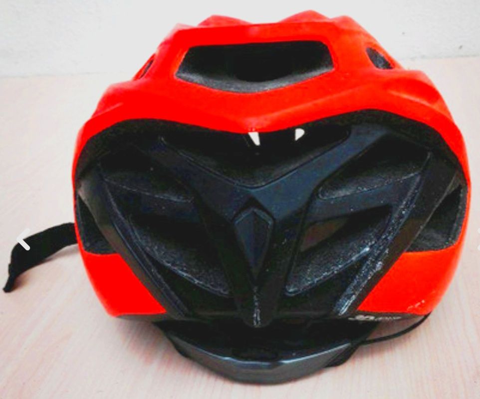 JF-bikes Usados ok Capacete Btwin