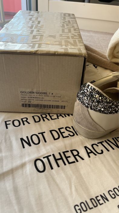 Golden Goose NOVAS, tamanho 37