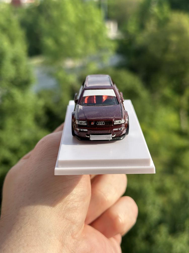 Sprzedam audi rs2 po customie hot wheels
