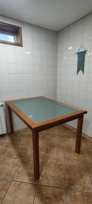 Mesa de sala de jantar