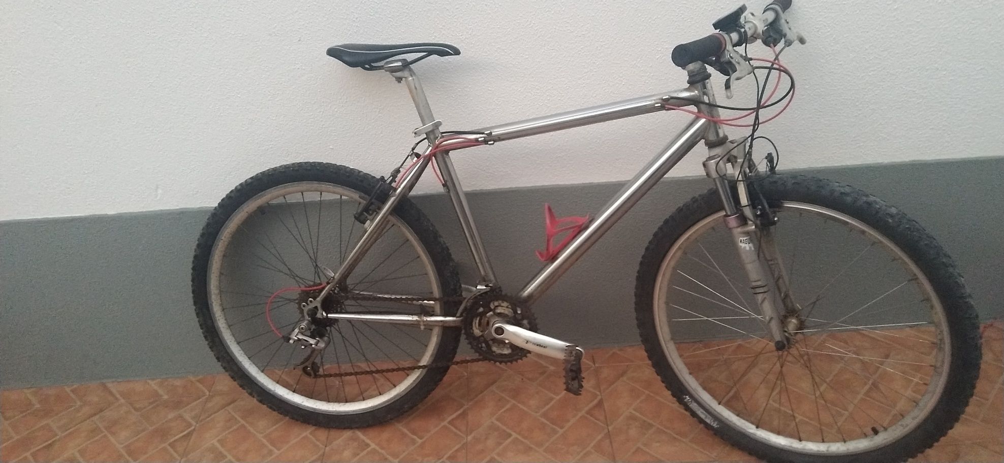 Bicicleta BTT quadro chromolit