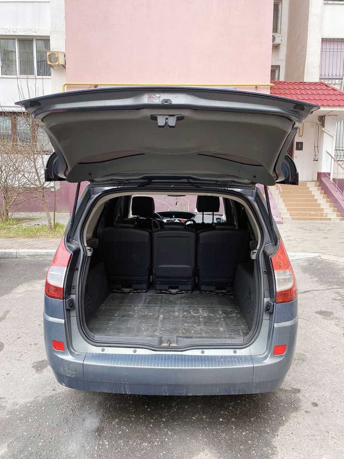 Renault Scenic 1.6 газ/бензин , механика 6-ст (2007 год)