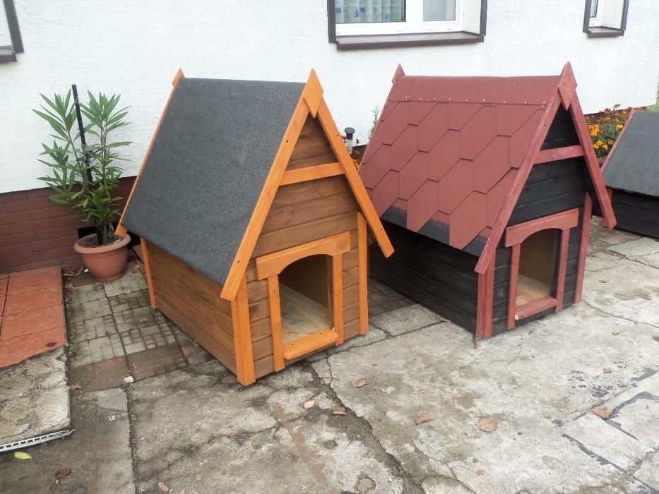 buda dla psa dwuspadowy dach