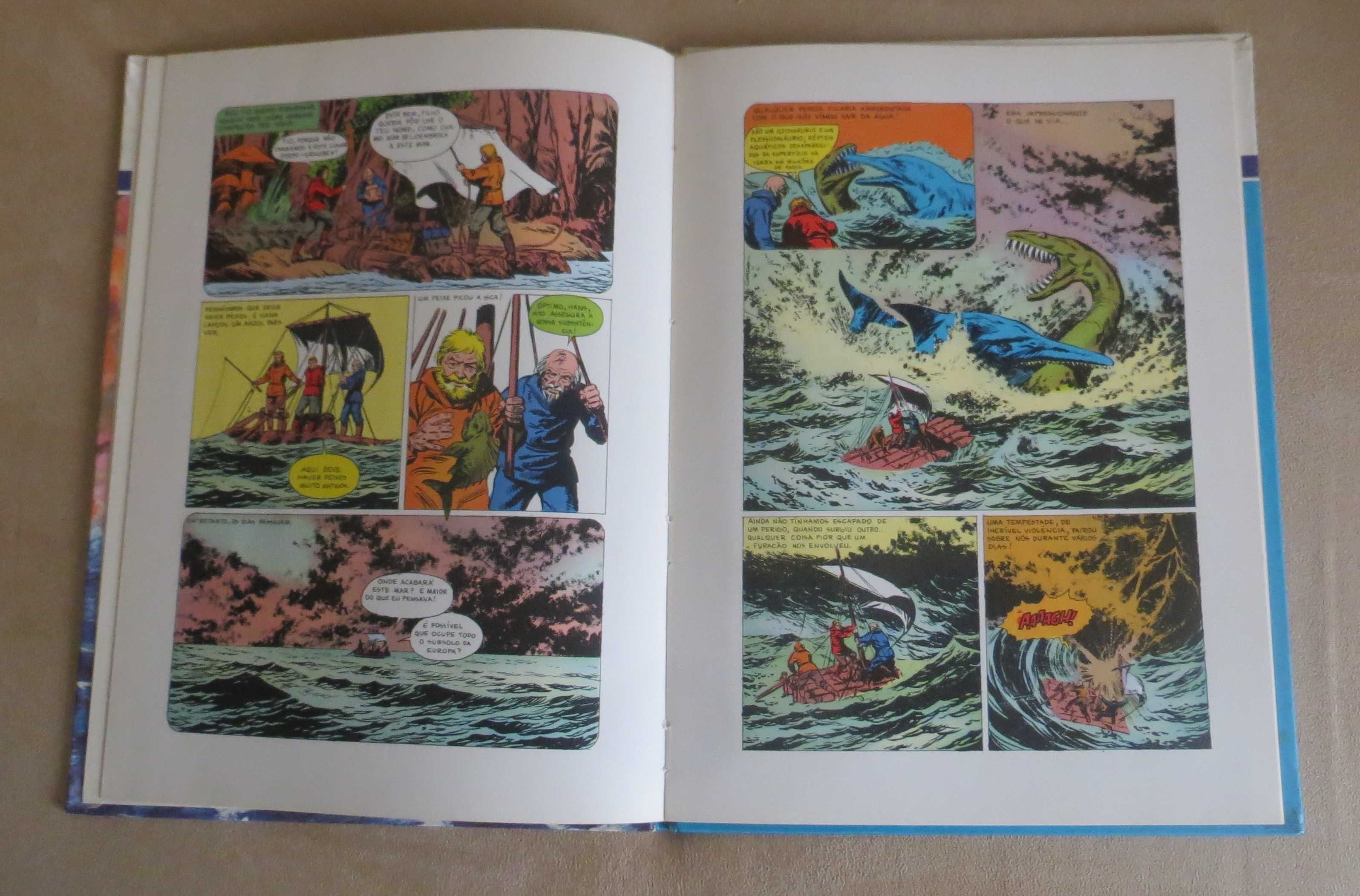 Livro Juvenil em BD a cores Viagem ao Centro da Terra - de Júlio Verne