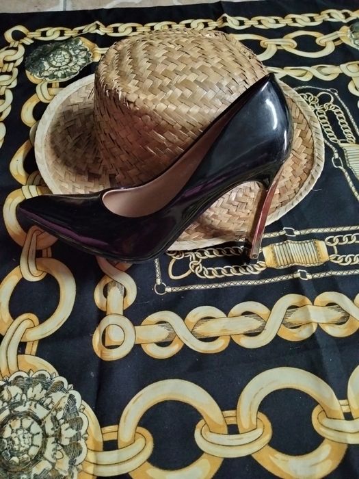 Vende-se sapatos de mulher n37