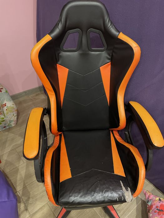 Używany fotel gamingowy