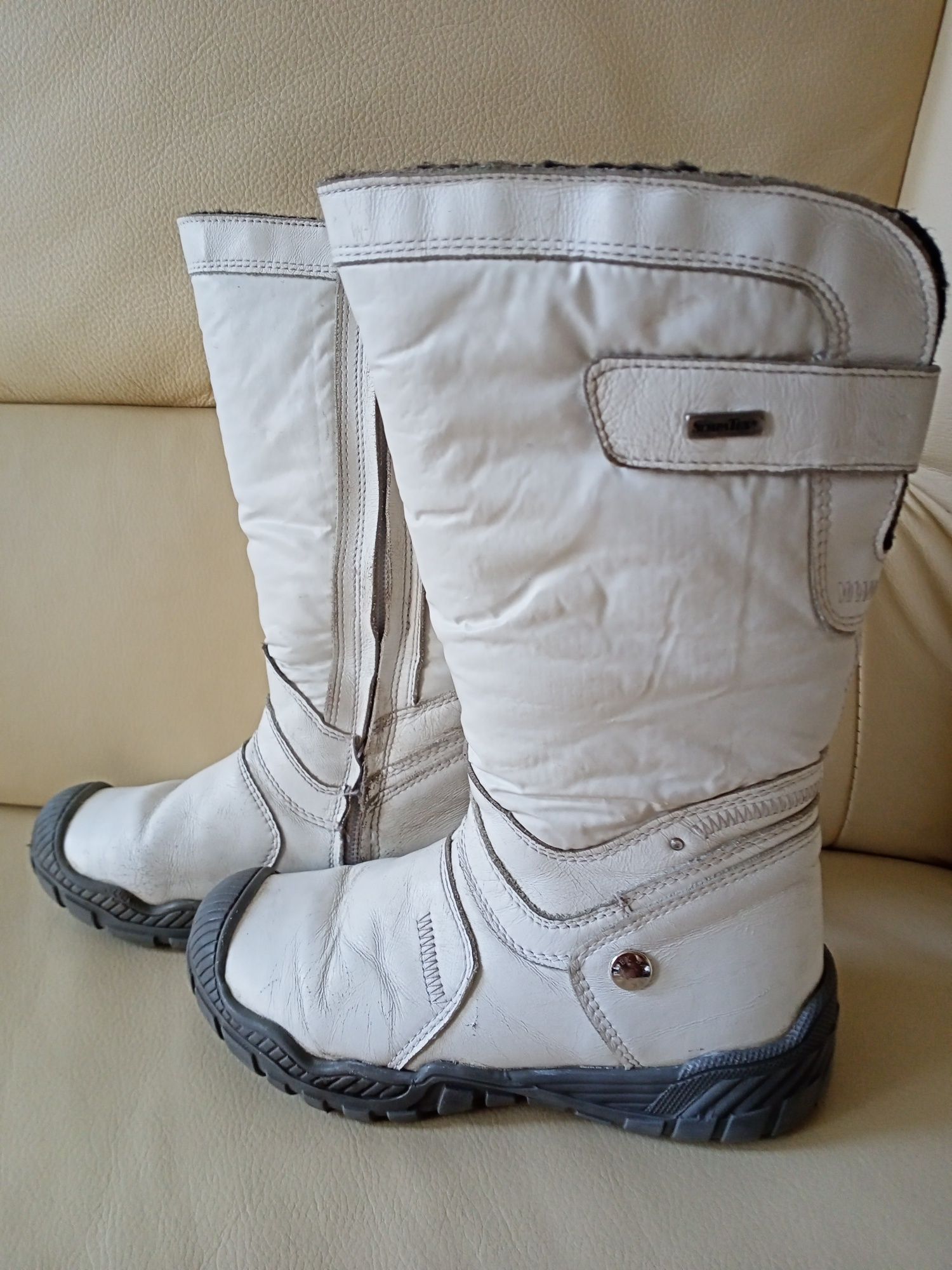 Buty Bartek białe zimowe śniegowce rozmiar 30