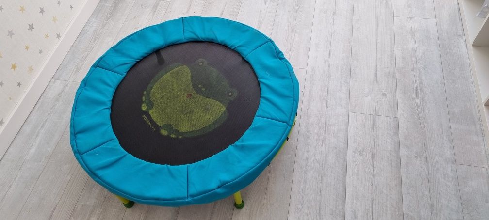 Mini trampolina decathlon żabka