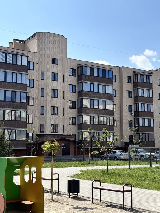 Однокімнатна квартира в зданій новобудові