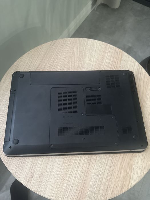 Ноутбук HP Pavilion dv6 (НА ЗАПЧАСТИНИ)