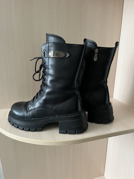 Ботінки чорні кожані