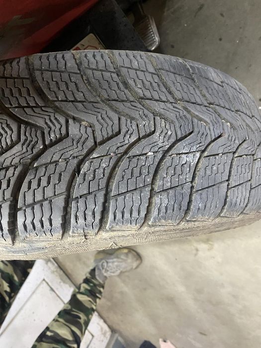Шини зимові з дисками 5/112 r 16шини 206/60 r 16