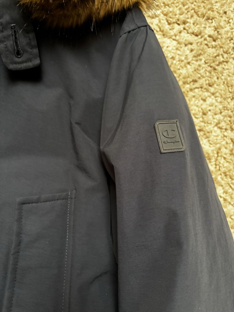 Пуховик чоловічий,Аляска Champion L-XL