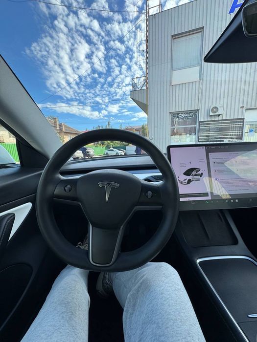 Продам Tesla model 3 Long Range 82.5kWh
