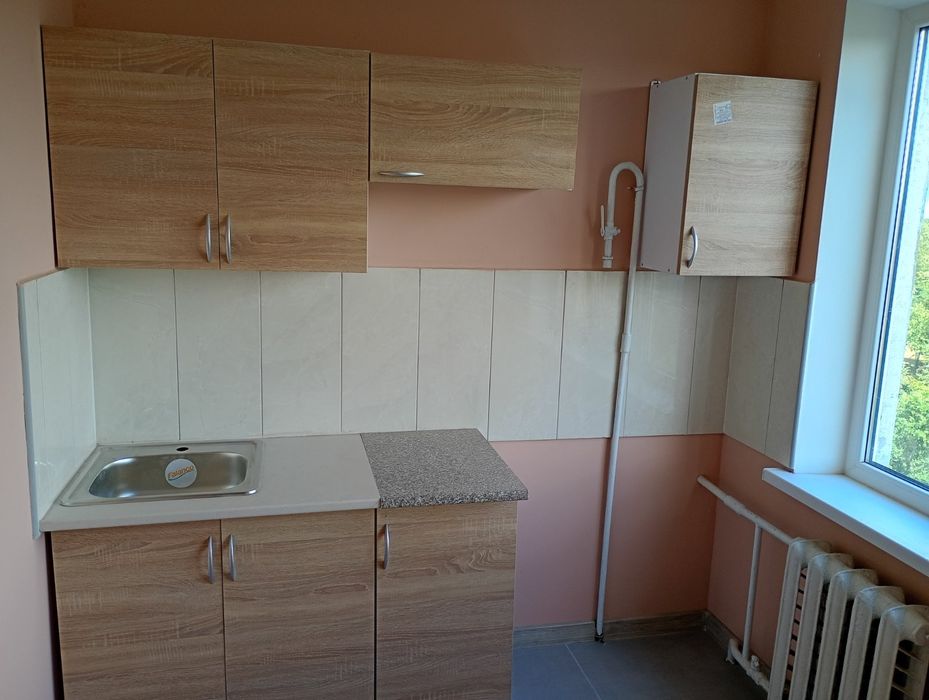 1 к квартира з ремонтом Київ вул.Космонавта Поповича ! Обмін + доплата