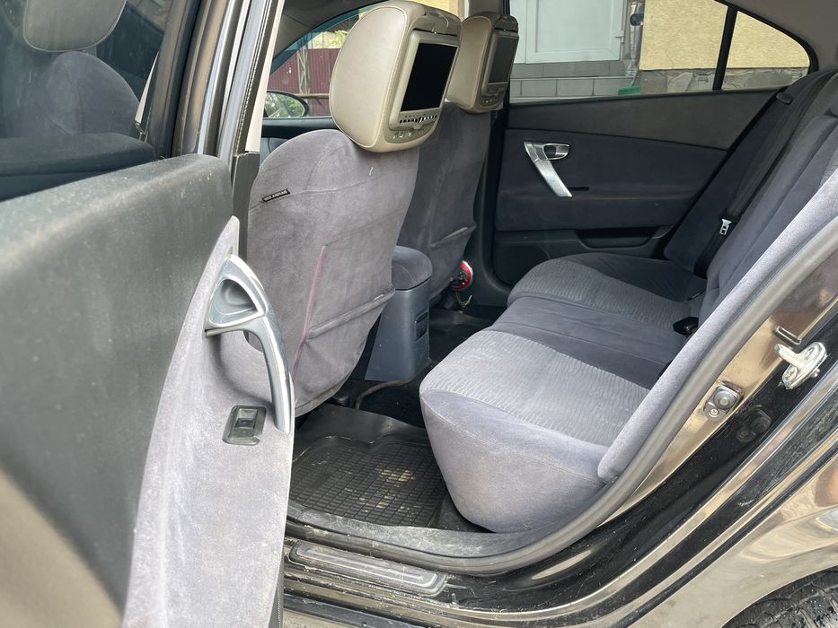 Nissan Primera ( Avtomat )