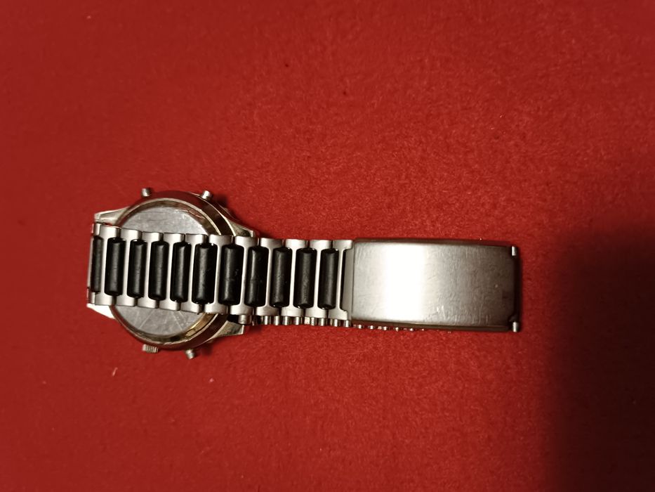 Часы SHARP винтаж.